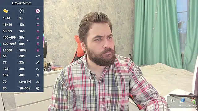 Snapshot of Morlaios chatting on 10.10.25 Morlaios online show from 10.10.25