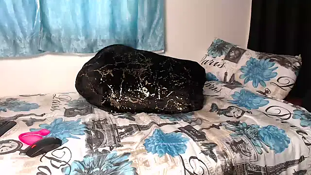 SweetAppleCandyxx online show from 05.10.26