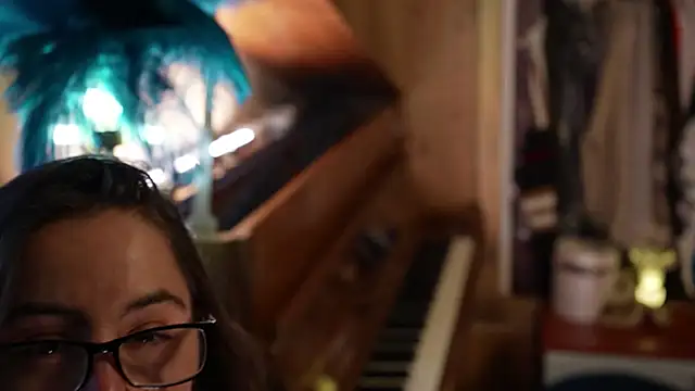 VanessaDoyle online show from 09.10.25