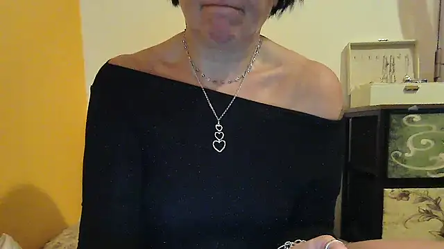 Snapshot of Althea_Love chatting on 11.10.25 Althea Love online show from 11.10.25