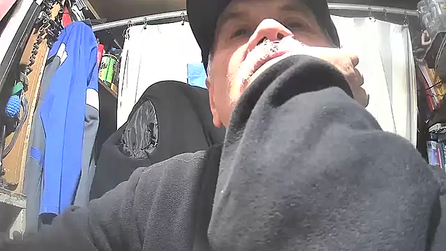 Snapshot of nonnomaturobisex chatting on 02.13.25 nonnomaturobisex online show from 02.13.25