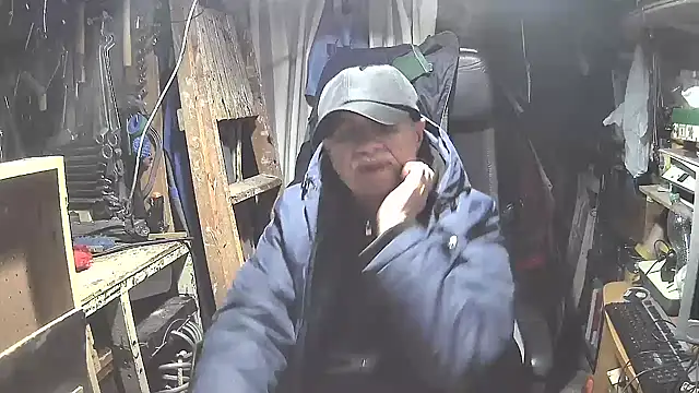 Snapshot of nonnomaturobisex chatting on 02.21.25 nonnomaturobisex online show from 02.21.25