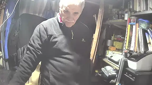 Snapshot of nonnomaturobisex chatting on 02.25.25 nonnomaturobisex online show from 02.25.25