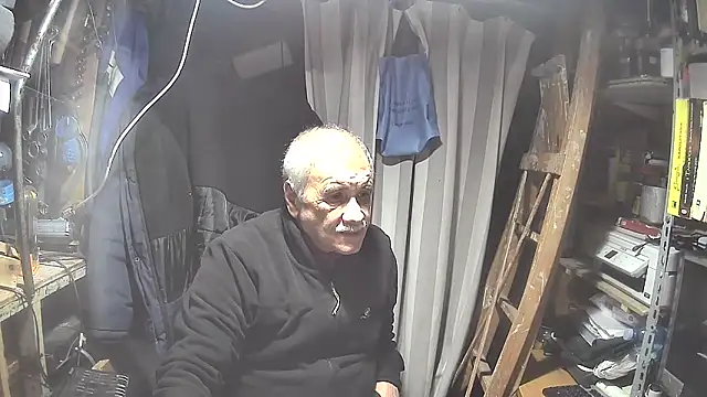 Snapshot of nonnomaturobisex chatting on 02.26.25 nonnomaturobisex online show from 02.26.25