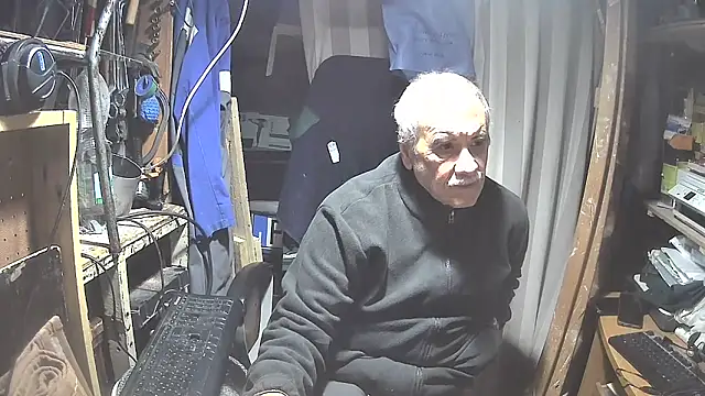 Snapshot of nonnomaturobisex chatting on 02.28.25 nonnomaturobisex online show from 02.28.25