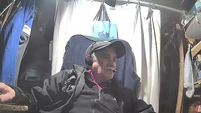 Snapshot of nonnomaturobisex chatting on 03.07.25 nonnomaturobisex online show from 03.07.25