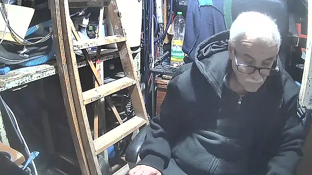 Snapshot of nonnomaturobisex chatting on 03.17.25 nonnomaturobisex online show from 03.17.25