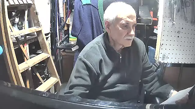 Snapshot of nonnomaturobisex chatting on 03.18.25 nonnomaturobisex online show from 03.18.25