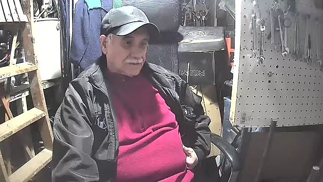 Snapshot of nonnomaturobisex chatting on 03.18.25 nonnomaturobisex online show from 03.18.25