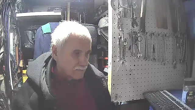 Snapshot of nonnomaturobisex chatting on 03.19.25 nonnomaturobisex online show from 03.19.25