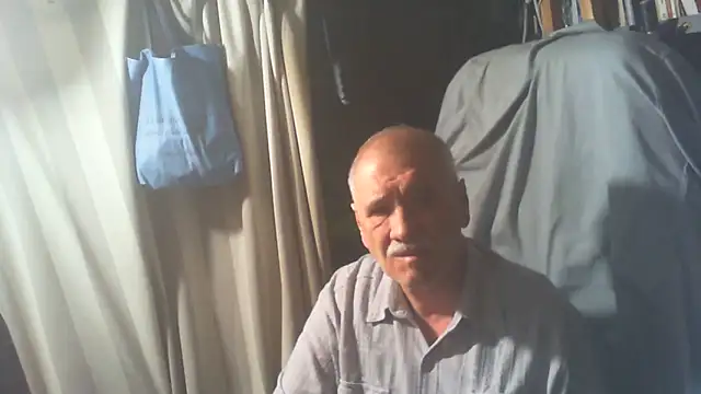 Snapshot of nonnomaturobisex chatting on 09.29.25 nonnomaturobisex online show from 09.29.25