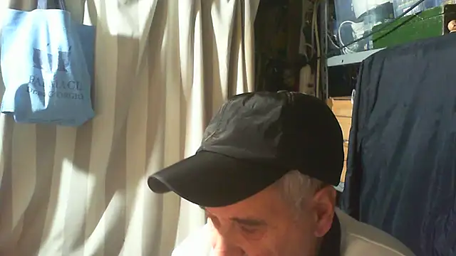 Snapshot of nonnomaturobisex chatting on 11.09.25 nonnomaturobisex online show from 11.09.25