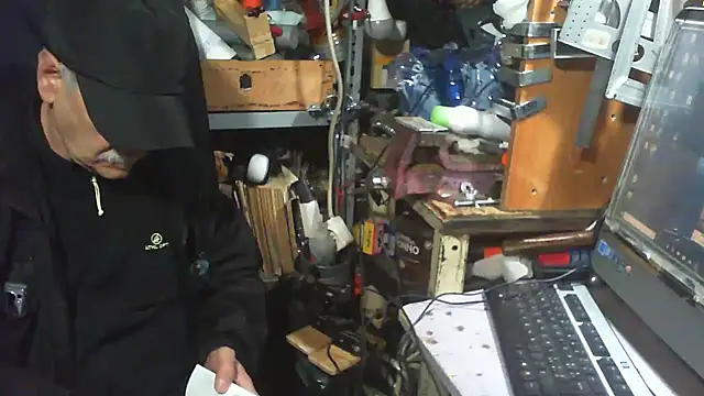 Snapshot of nonnomaturobisex chatting on 11.16.25 nonnomaturobisex online show from 11.16.25