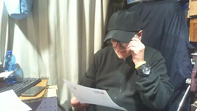 Snapshot of nonnomaturobisex chatting on 12.02.25 nonnomaturobisex online show from 12.02.25