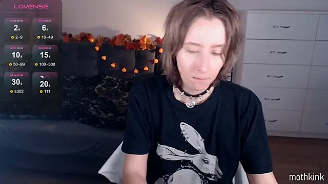 mothkink online show from 11.11.25