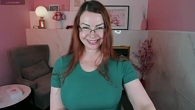 MrsIngrid online show from 03.06.25