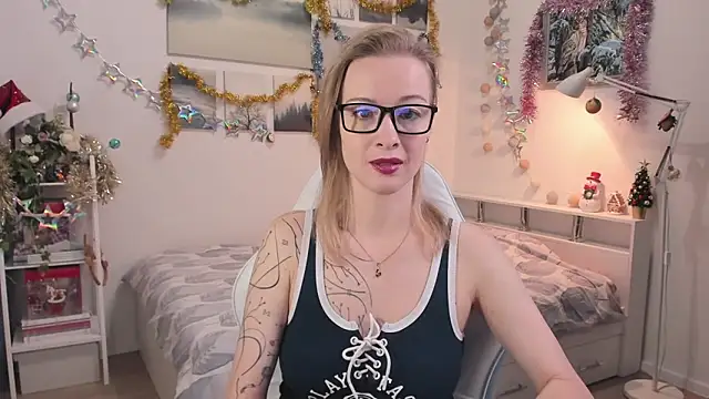 Snapshot of MissRightX chatting on 01.13.26 MissRightX online show from 01.13.26