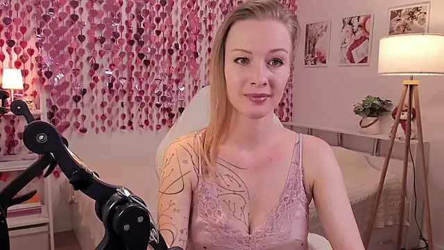 MissRightX online show from 04.25.26