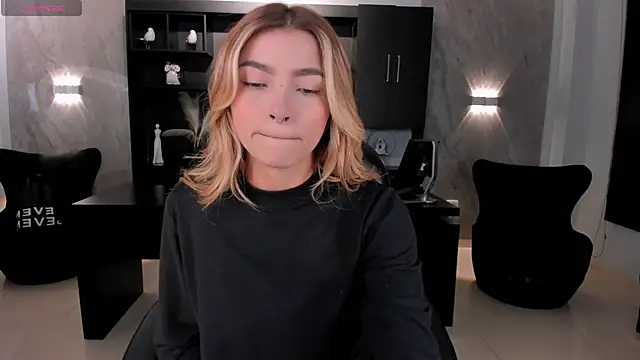 LexieWayne online show from 06.27.26