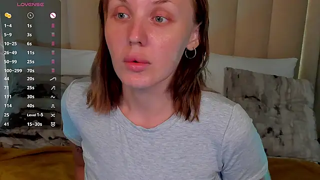 Snapshot of LianaFord chatting on 06.16.26 LianaFord online show from 06.16.26