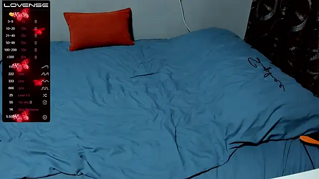 Snapshot of eva_zero chatting on 12.03.24 eva zero online show from 12.03.24