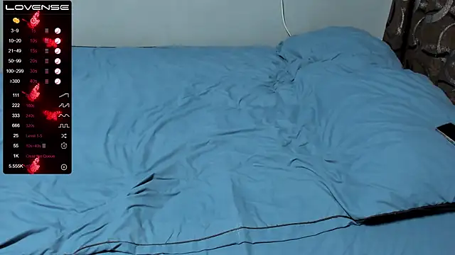 Snapshot of eva_zero chatting on 12.13.24 eva zero online show from 12.13.24