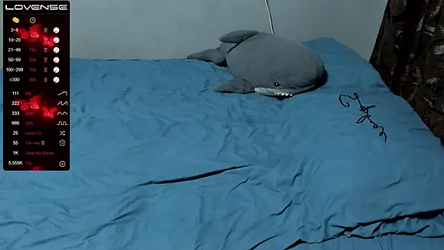 Snapshot of eva_zero chatting on 12.17.24 eva zero online show from 12.17.24