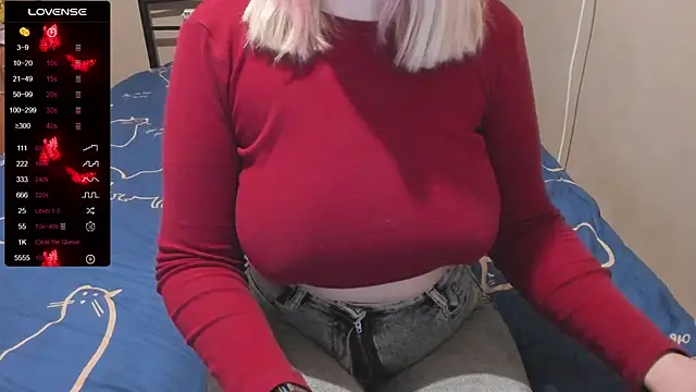 Snapshot of eva_zero chatting on 11.28.25 eva zero online show from 11.28.25