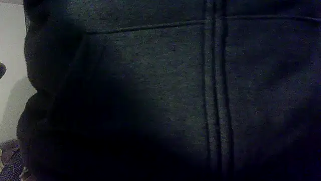 Snapshot of OralDesires2 chatting on 12.07.24 OralDesires2 online show from 12.07.24