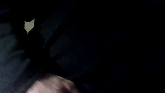 Snapshot of OralDesires2 chatting on 12.31.24 OralDesires2 online show from 12.31.24