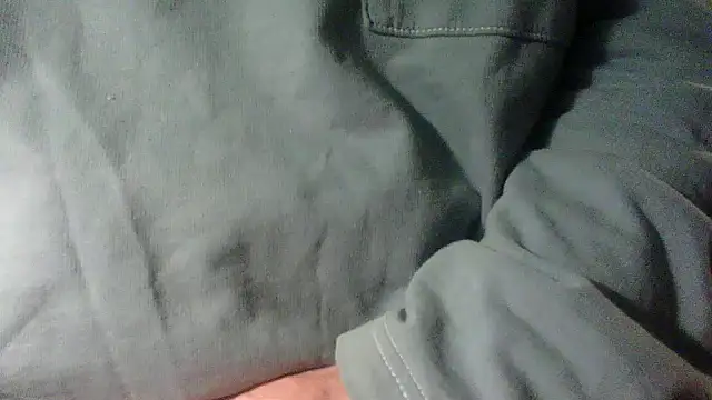 Snapshot of OralDesires2 chatting on 01.11.25 OralDesires2 online show from 01.11.25