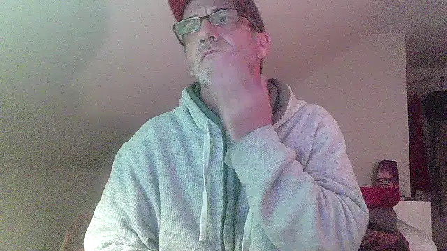 Snapshot of OralDesires2 chatting on 02.06.25 OralDesires2 online show from 02.06.25