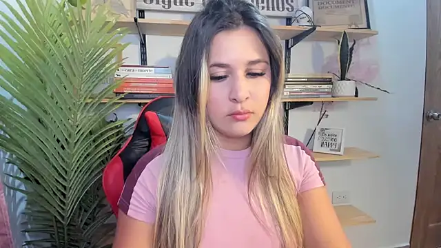 Lana Sofia1 online show from 05.23.26