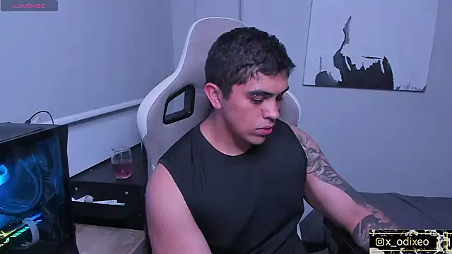 Snapshot of x-odixeo chatting on 01.19.26 x-odixeo online show from 01.19.26