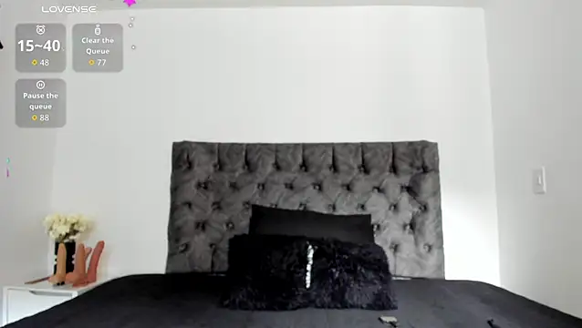 sweet  wild online show from 02.10.26