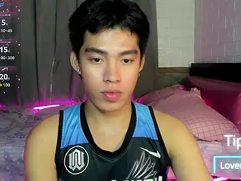 Snapshot of Lightjt04 chatting on 09.08.25 Lightjt04 online show from 09.08.25