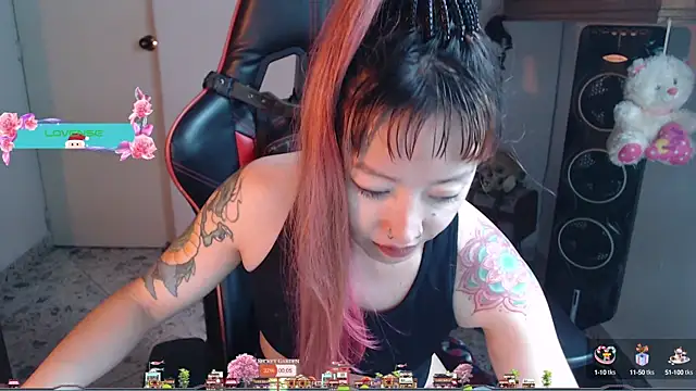 pink-2022 online show from 12.27.24