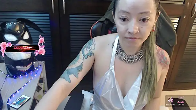 pink-2022 online show from 04.23.26