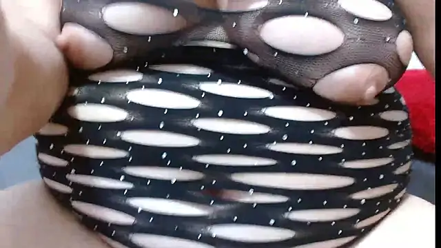 Snapshot of Margaret_milf chatting on 11.19.25 Margaret milf online show from 11.19.25