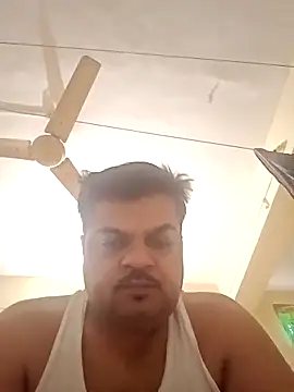 Snapshot of Desi_Londa_143 chatting on 03.06.25 Desi Londa 143 online show from 03.06.25