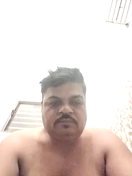 Snapshot of Desi_Londa_143 chatting on 09.21.25 Desi Londa 143 online show from 09.21.25