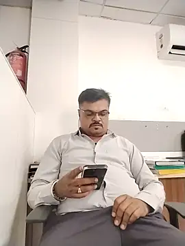 Desi Londa 143 online show from 06.05.26