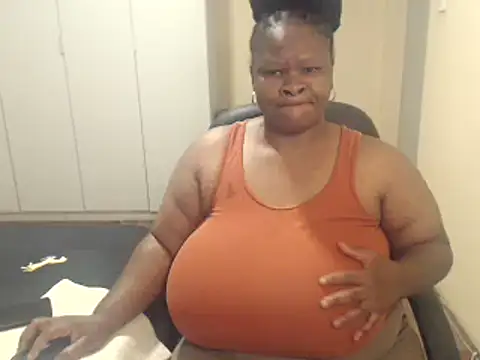 sweetnoziexx online show from 02.20.25