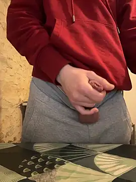 yann2392 online show from 02.26.26