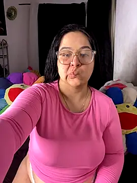 MsConejitaa online show from 10.13.25