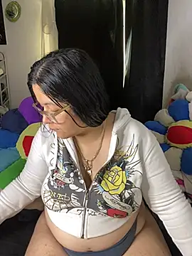MsConejitaa online show from 04.24.26