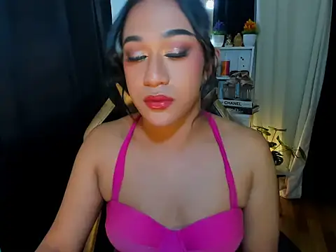 Snapshot of Mistress_Jolens chatting on 01.28.25 Mistress Jolens online show from 01.28.25