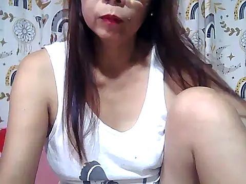 urwife tobe online show from 04.25.26
