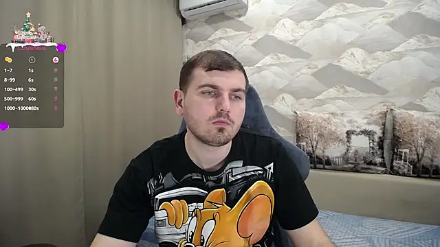 Snapshot of SerzhKorol1 chatting on 12.29.24 SerzhKorol1 online show from 12.29.24