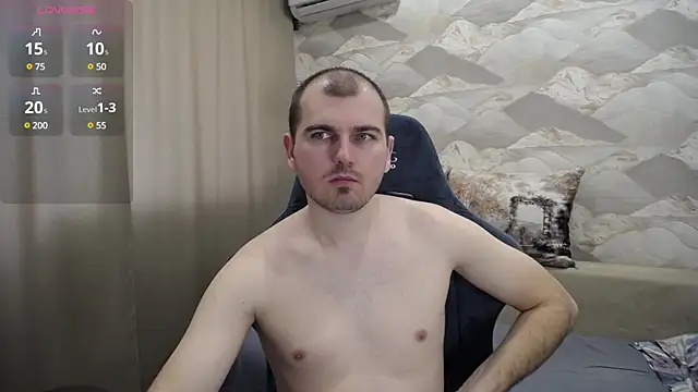 Snapshot of SerzhKorol1 chatting on 03.11.25 SerzhKorol1 online show from 03.11.25